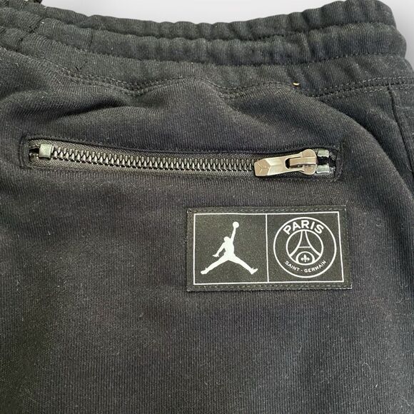 Nike Jordan Paris Saint-Germain Black White Jogger Sweatpants Boys size XL New - Picture 9 of 12